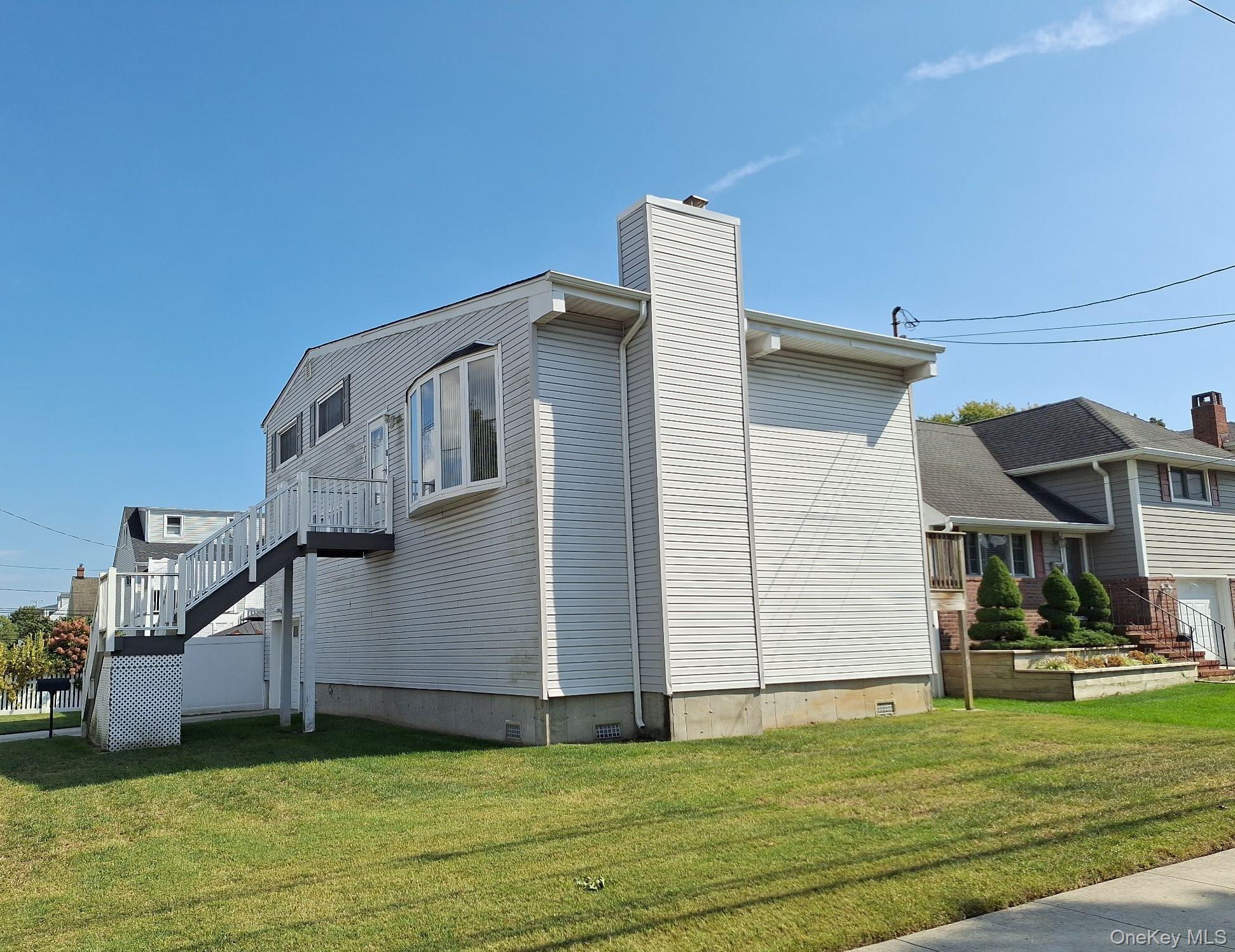 Single Family Cedar  Nassau County, NY 11520, MLS-921199-3