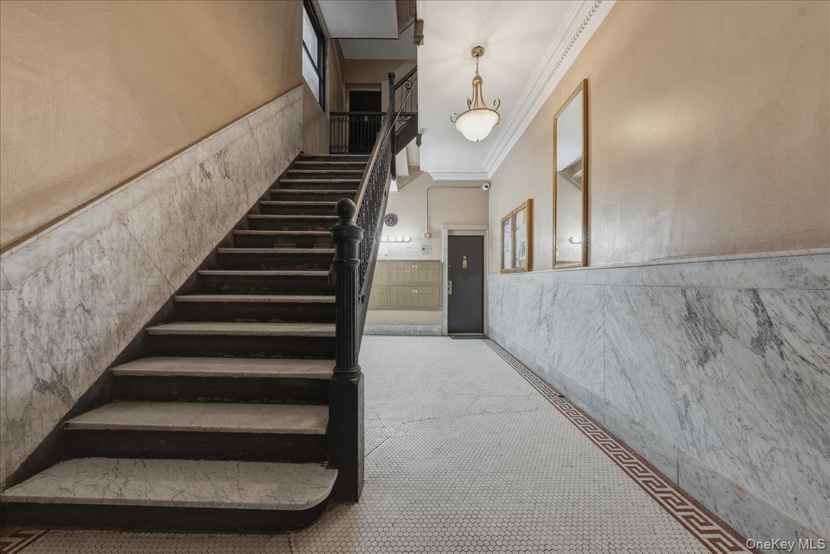 Coop 156th  Manhattan, NY 10032, MLS-921206-16