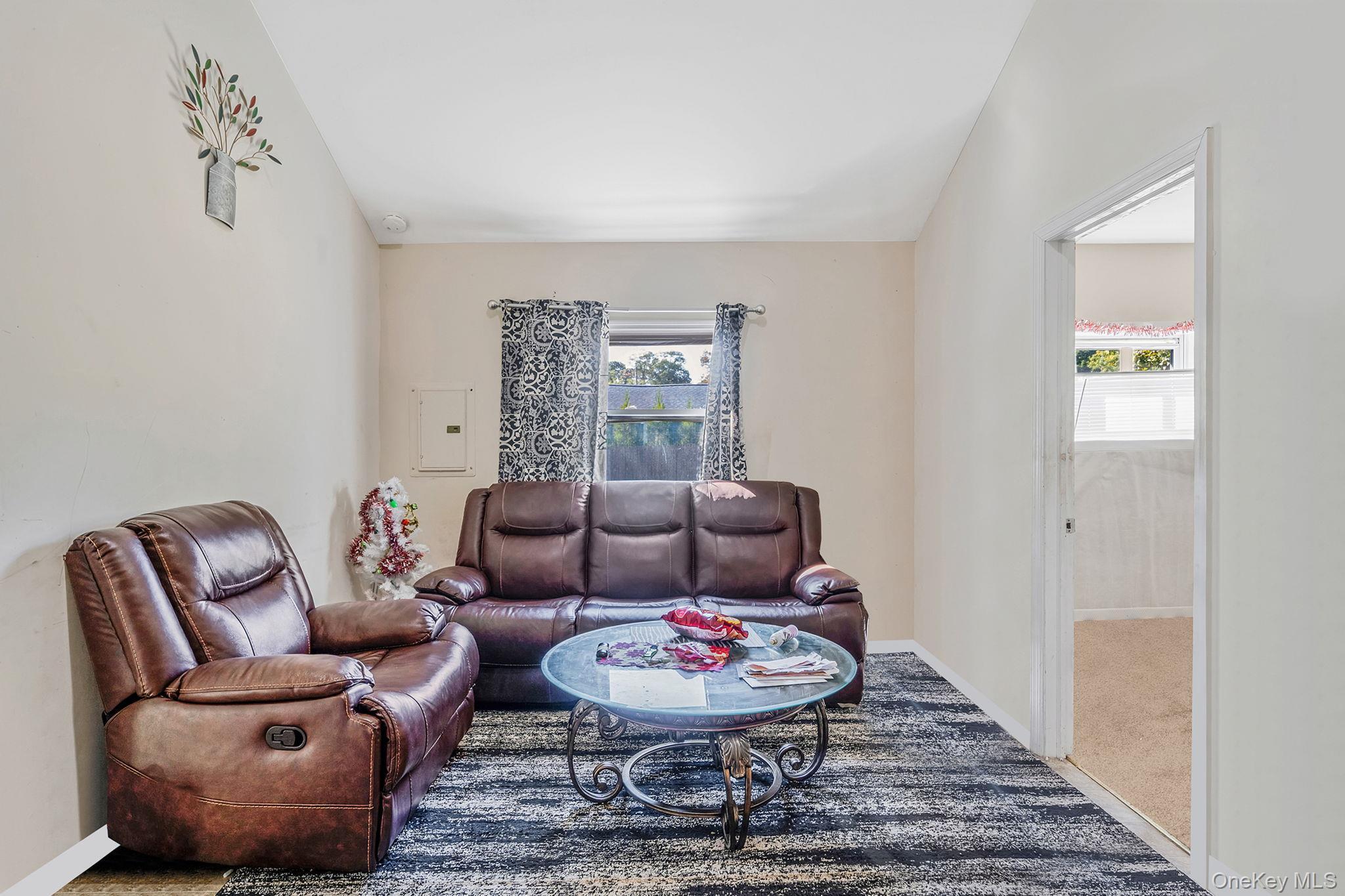 Single Family Sayville  Suffolk County, NY 11951, MLS-921230-8