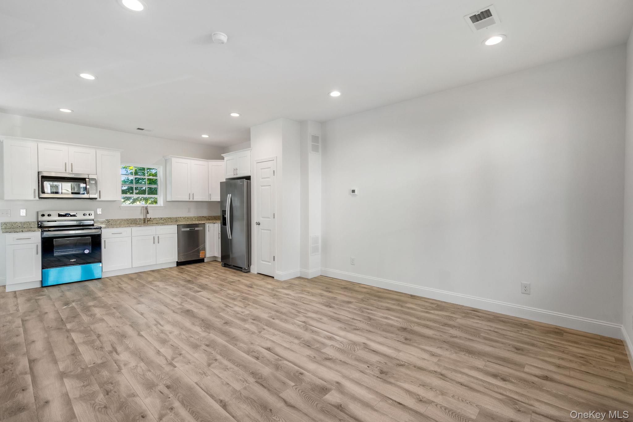 Single Family Orchard  Orange County, NY 12586, MLS-921242-4