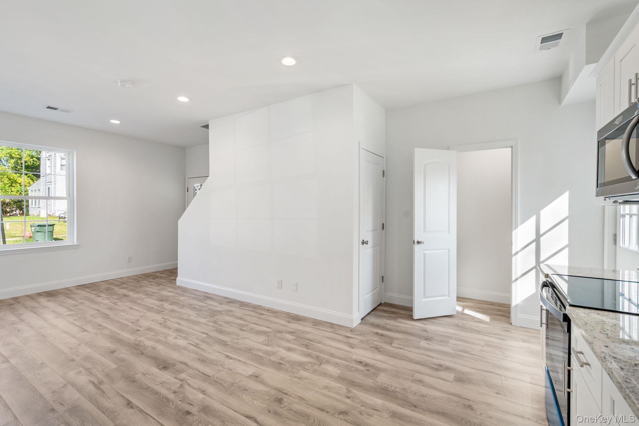 Single Family Orchard  Orange County, NY 12586, MLS-921242-7