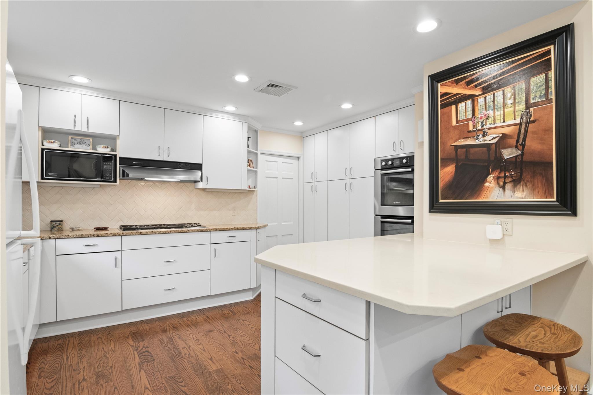 Single Family Ridge Nassau County, NY 11791, MLS-921243-12