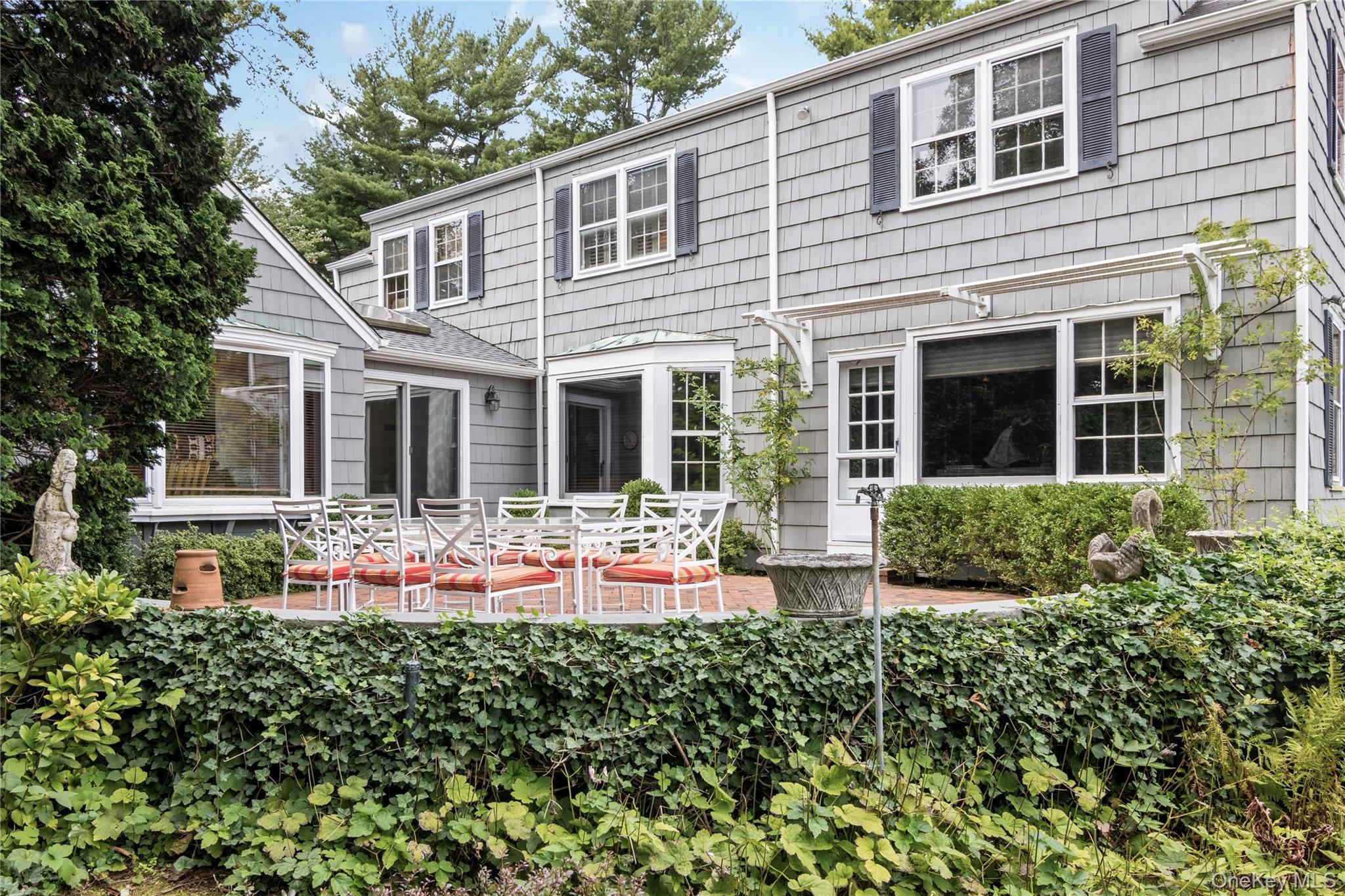 Single Family Ridge Nassau County, NY 11791, MLS-921243-24