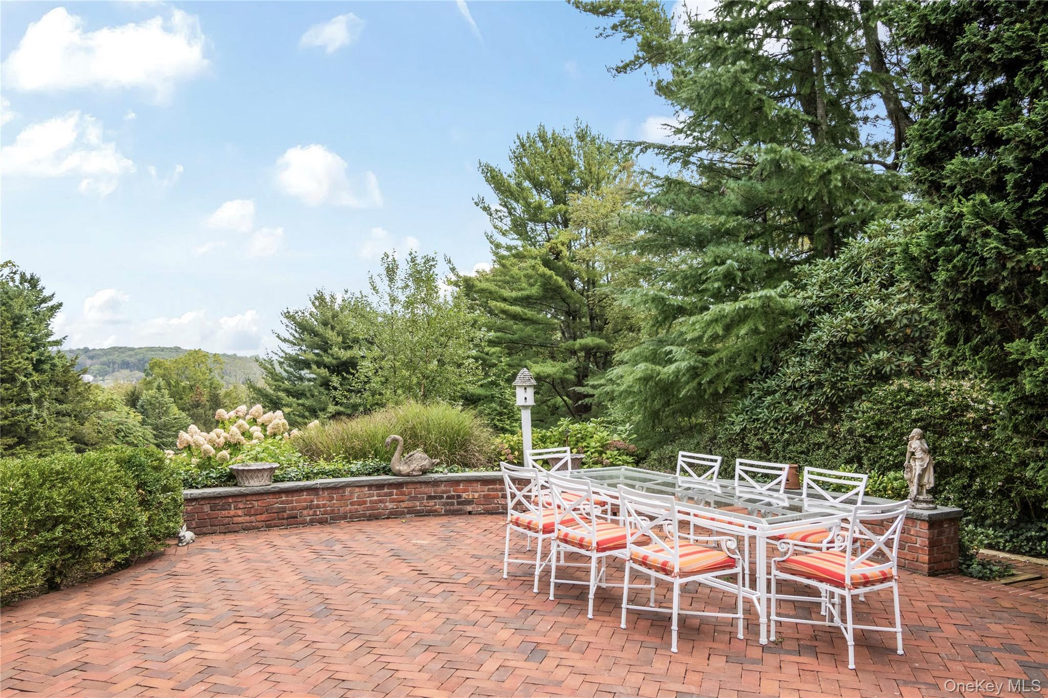 Single Family Ridge Nassau County, NY 11791, MLS-921243-3