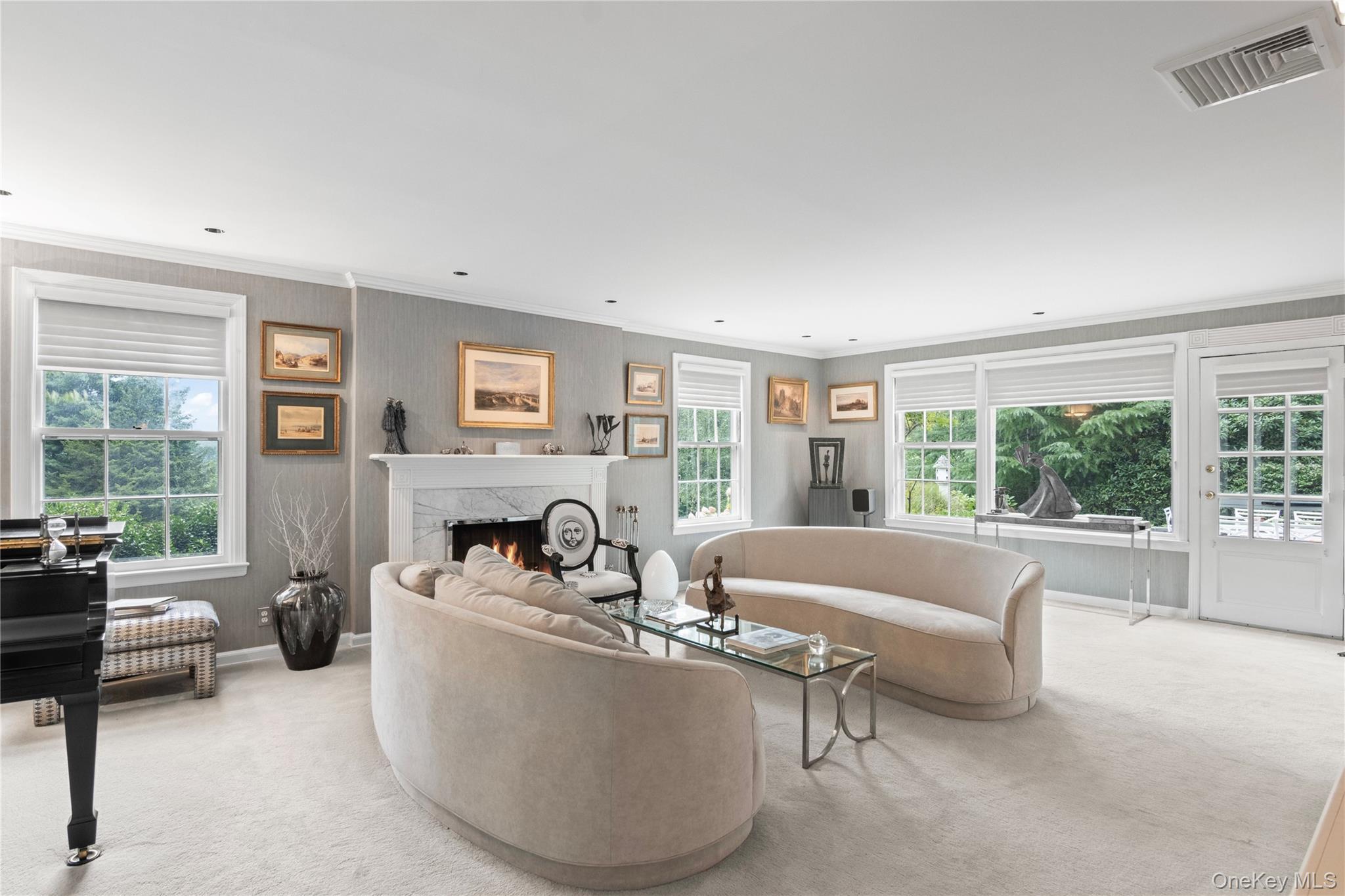 Single Family Ridge Nassau County, NY 11791, MLS-921243-6