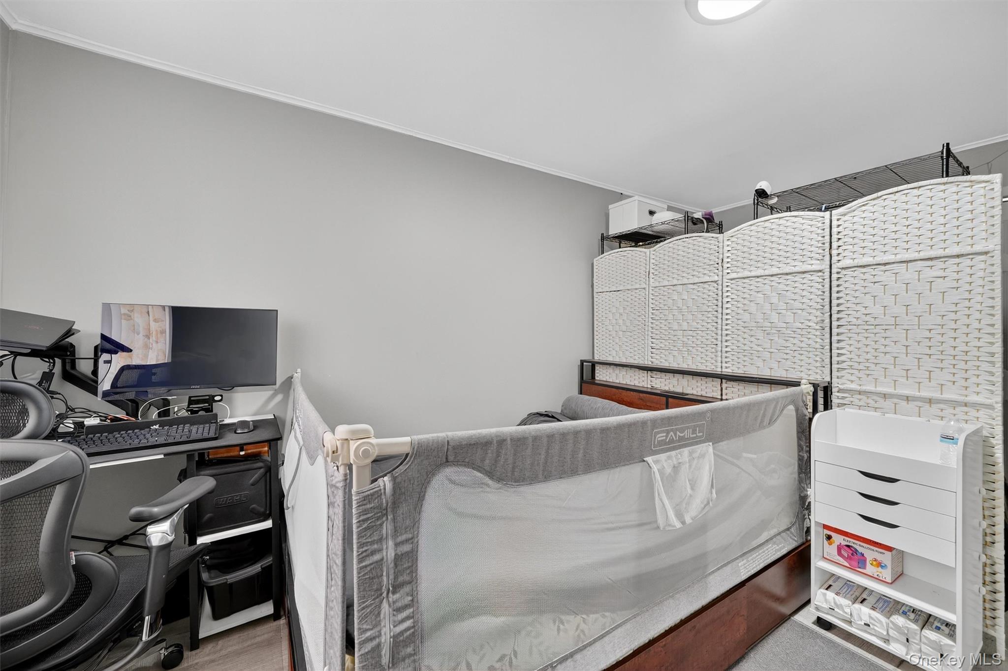 Single Family Tomlinson  Bronx, NY 10461, MLS-921244-17