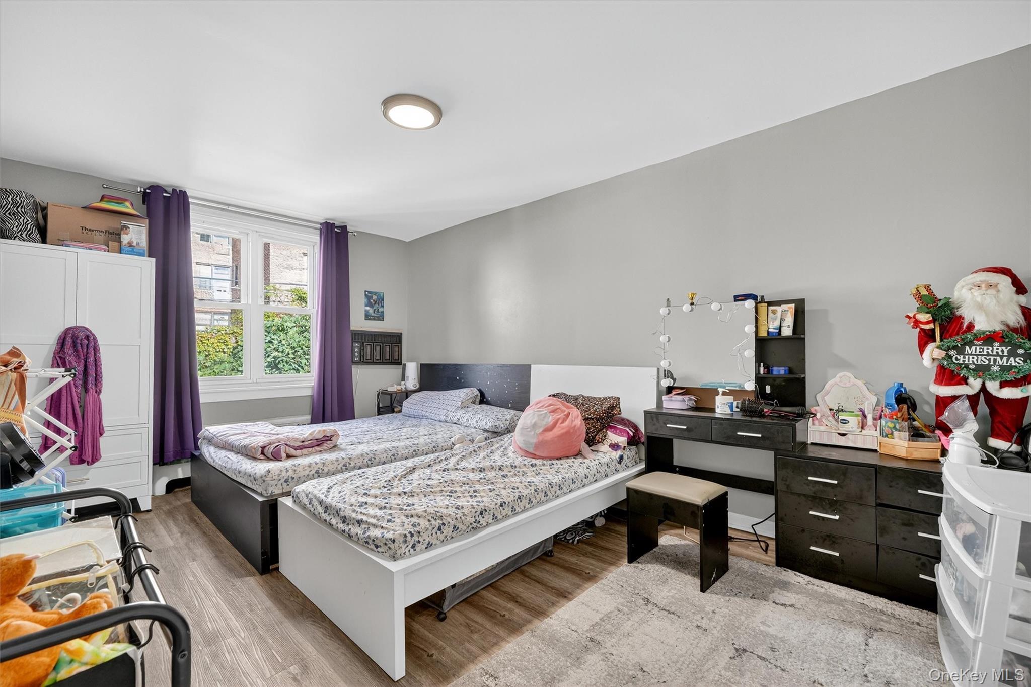 Single Family Tomlinson  Bronx, NY 10461, MLS-921244-37