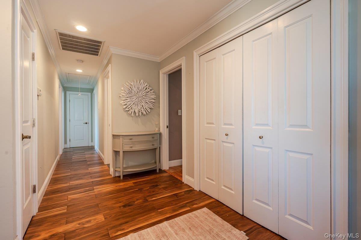 Single Family Curley Nassau County, NY 11561, MLS-921259-11