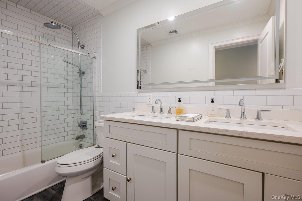 Single Family Curley Nassau County, NY 11561, MLS-921259-19