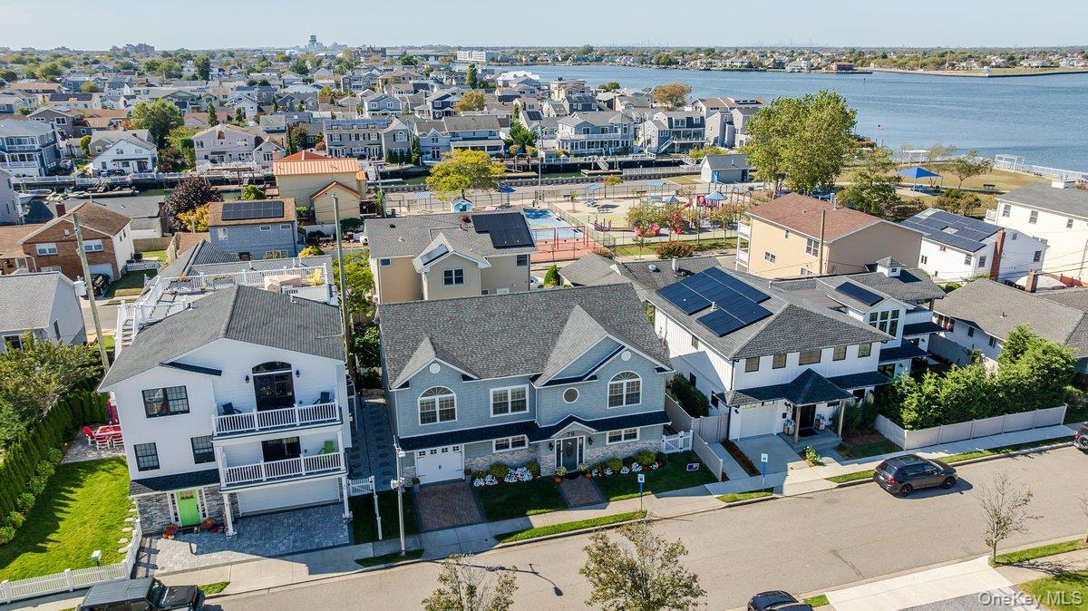 Single Family Curley Nassau County, NY 11561, MLS-921259-29