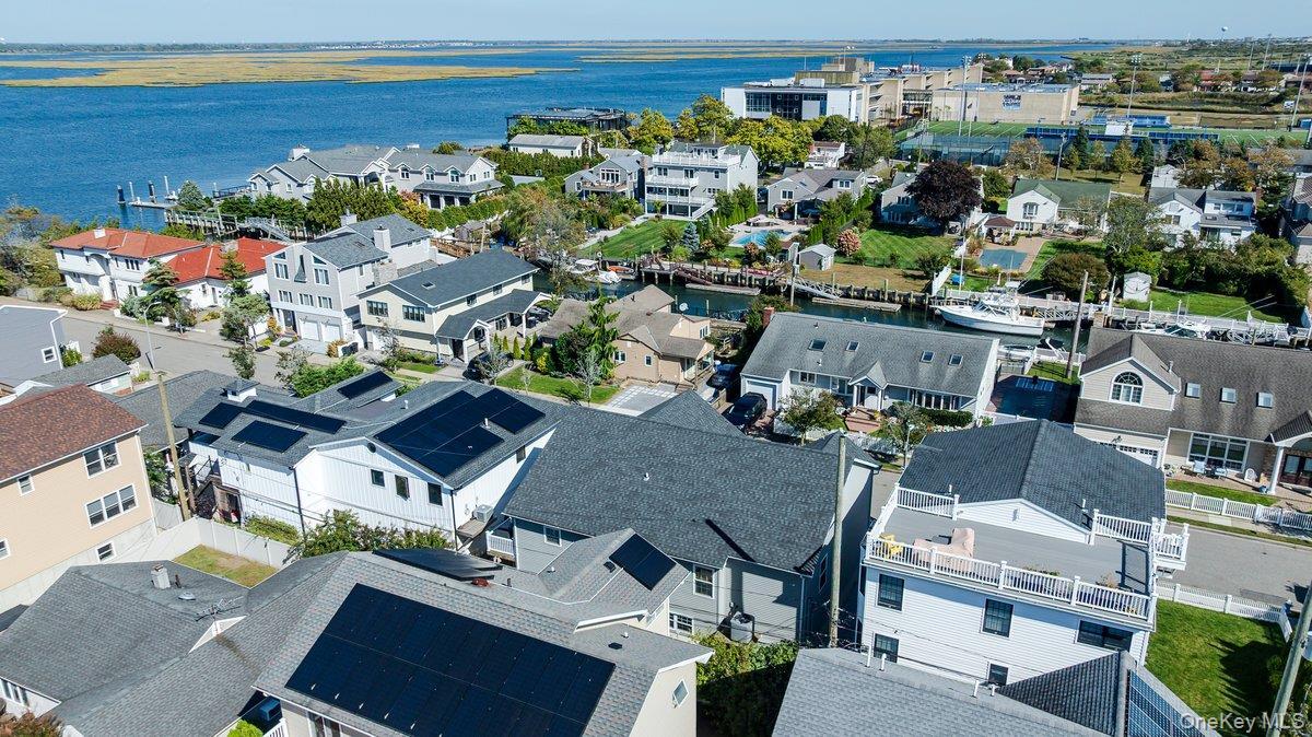 Single Family Curley Nassau County, NY 11561, MLS-921259-30