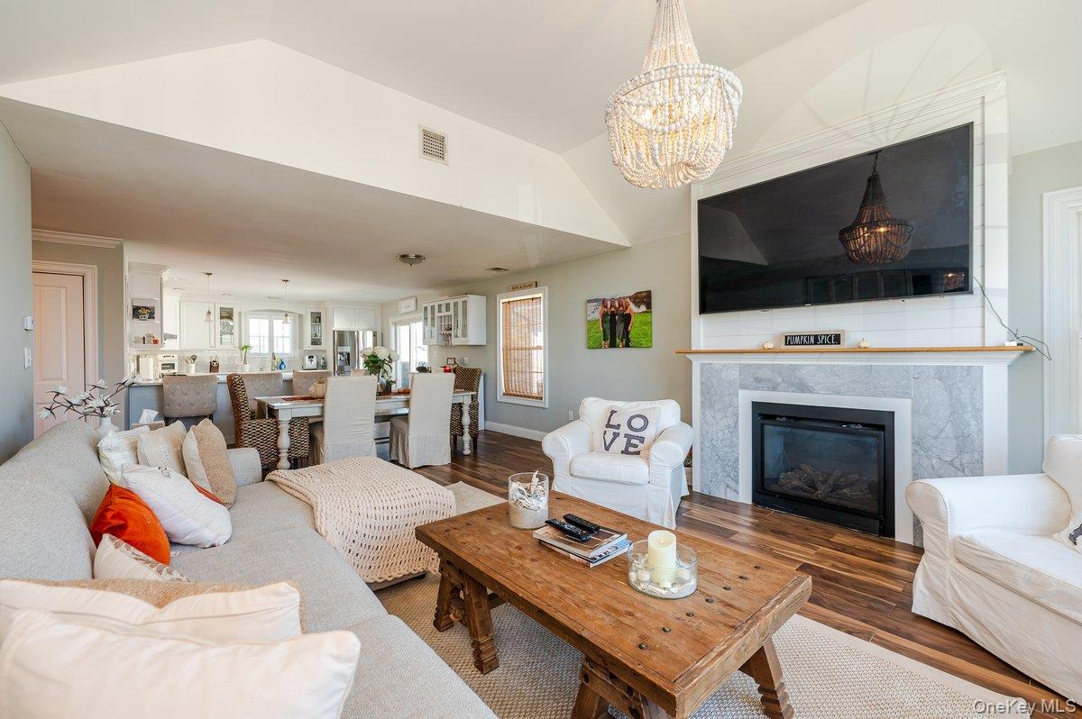 Single Family Curley Nassau County, NY 11561, MLS-921259-4