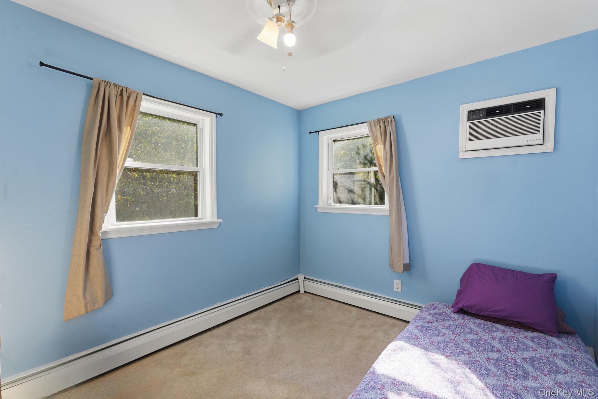 Single Family Thompson  Suffolk County, NY 11706, MLS-921263-8