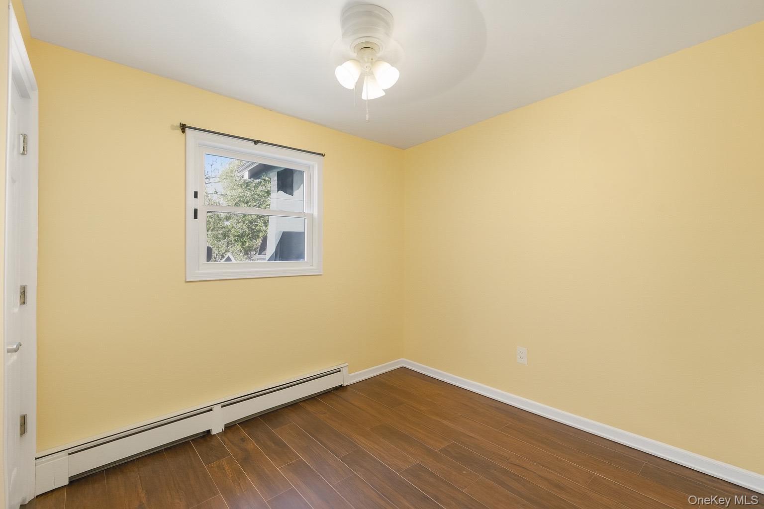 Single Family Thompson  Suffolk County, NY 11706, MLS-921263-9