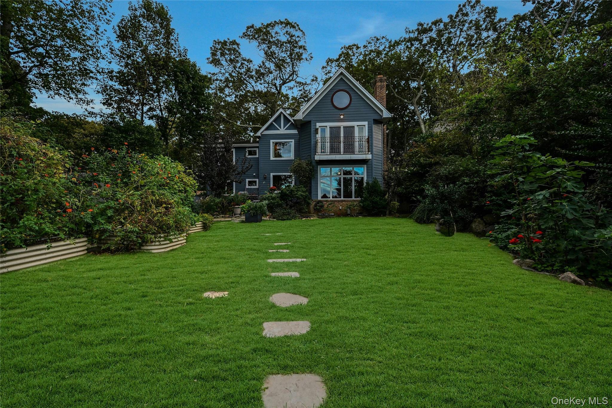 Single Family Semon Suffolk County, NY 11743, MLS-921274-16