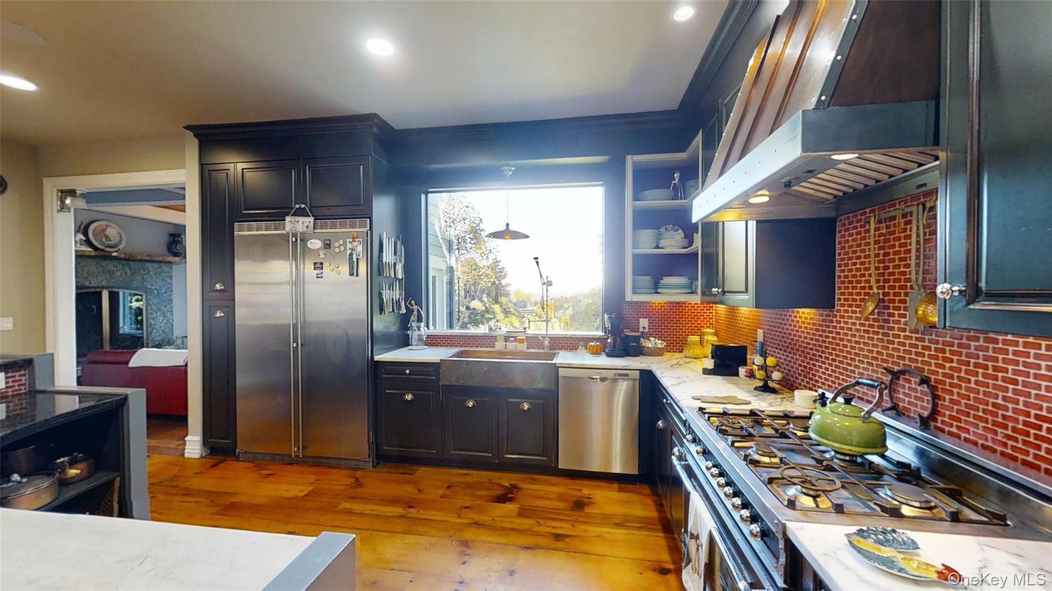 Single Family Semon Suffolk County, NY 11743, MLS-921274-4