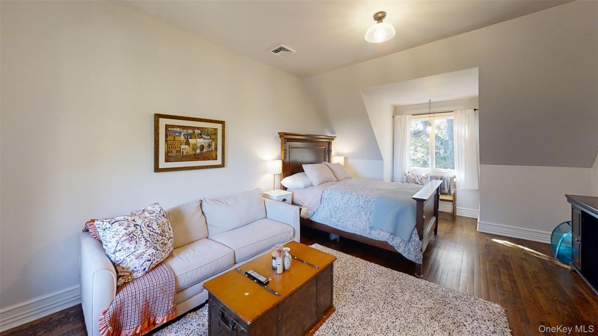 Single Family Semon Suffolk County, NY 11743, MLS-921274-9