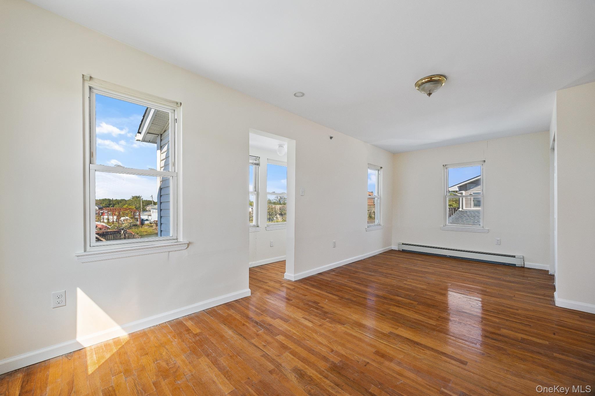 Single Family West  Nassau County, NY 11559, MLS-921295-34