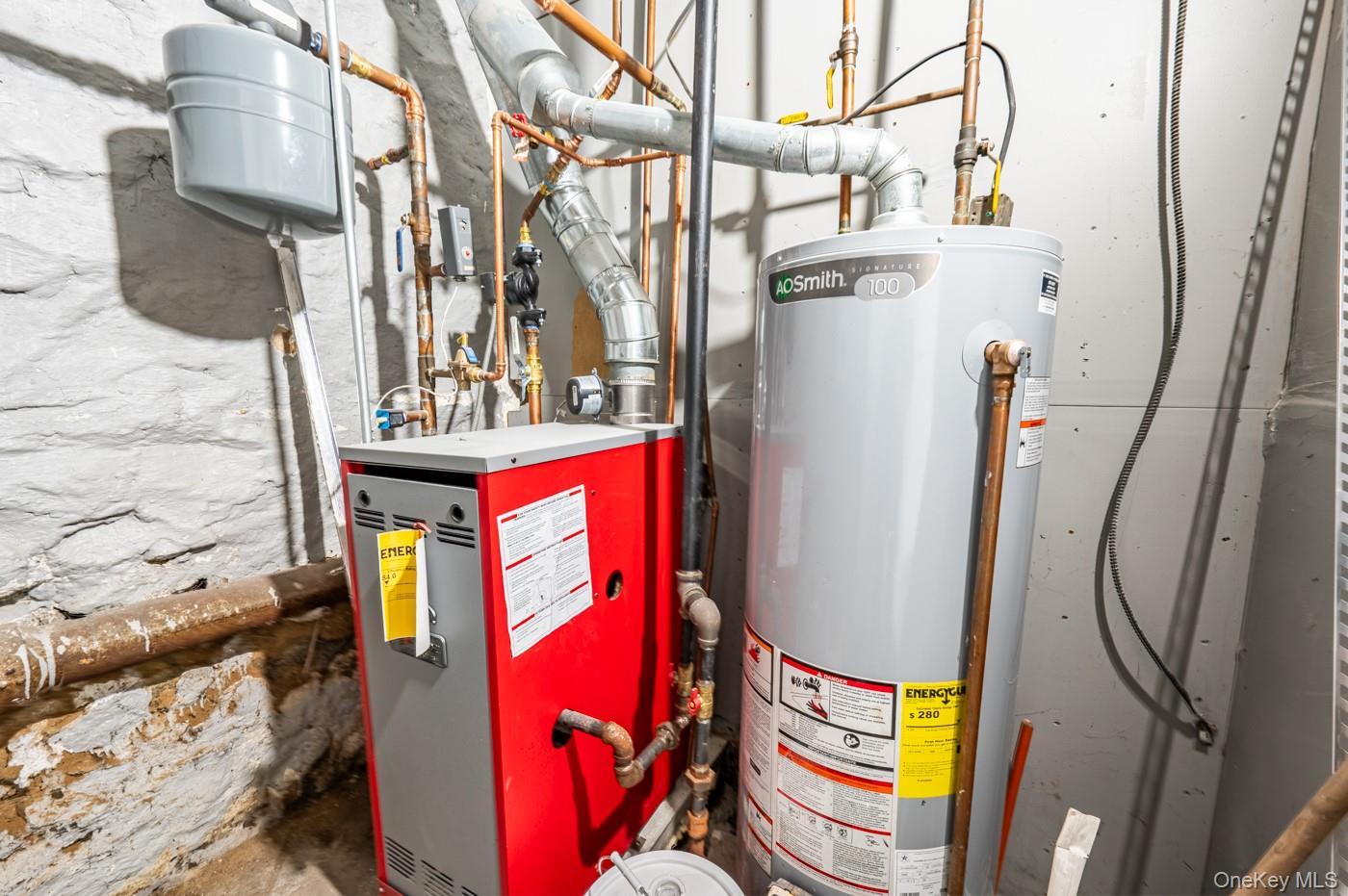 Single Family Waterbury  Bronx, NY 10462, MLS-921307-15