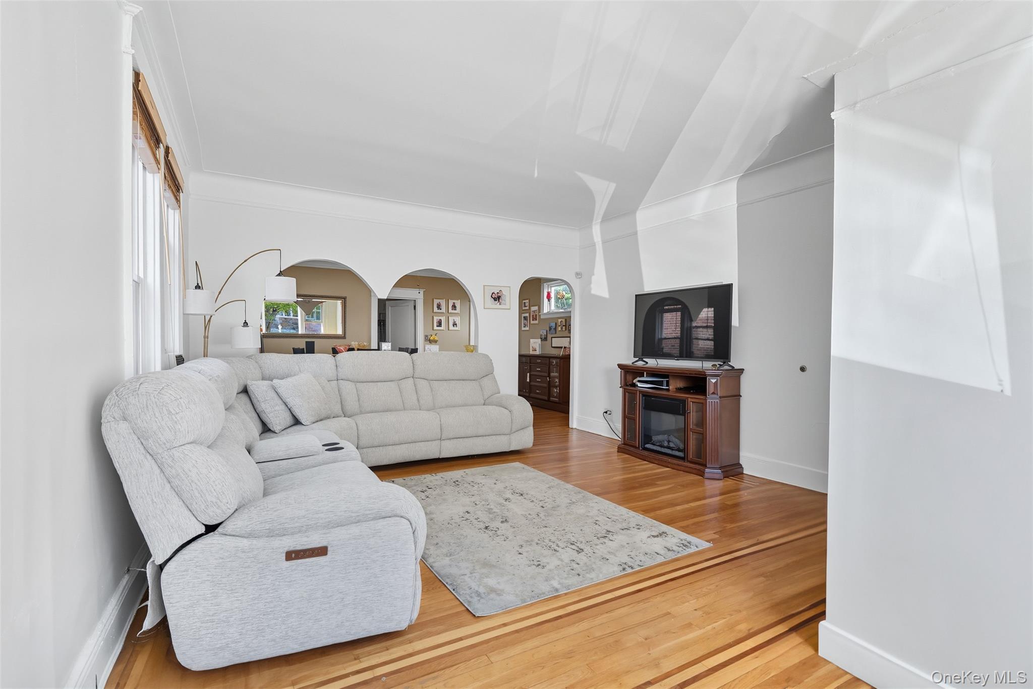 Single Family Kearney  Bronx, NY 10465, MLS-921313-6