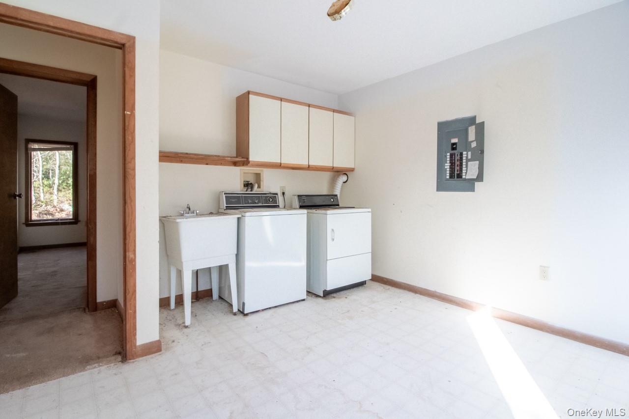 Single Family Stillerberg Strada  Ulster County, NY 12446, MLS-921319-22