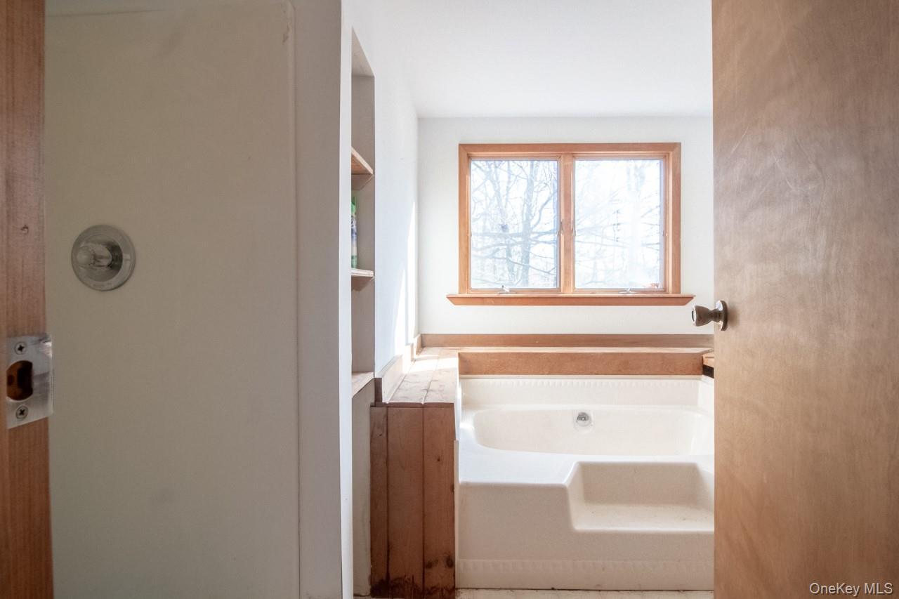 Single Family Stillerberg Strada  Ulster County, NY 12446, MLS-921319-31