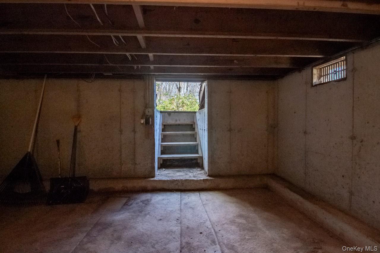 Single Family Stillerberg Strada  Ulster County, NY 12446, MLS-921319-34