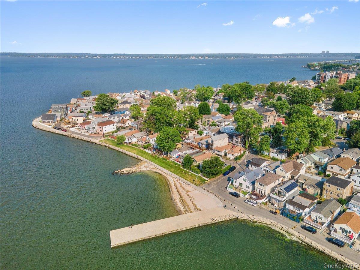 Coop Edgewater Park Bronx, NY 10465, MLS-921342-23