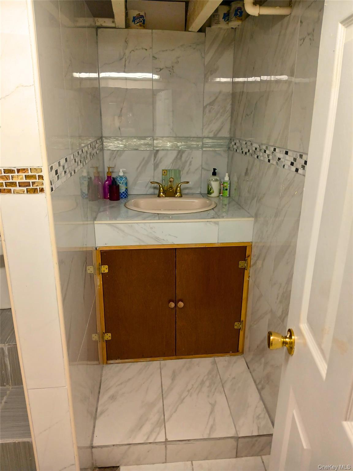 Single Family Beach 68th  Queens, NY 11692, MLS-921345-14