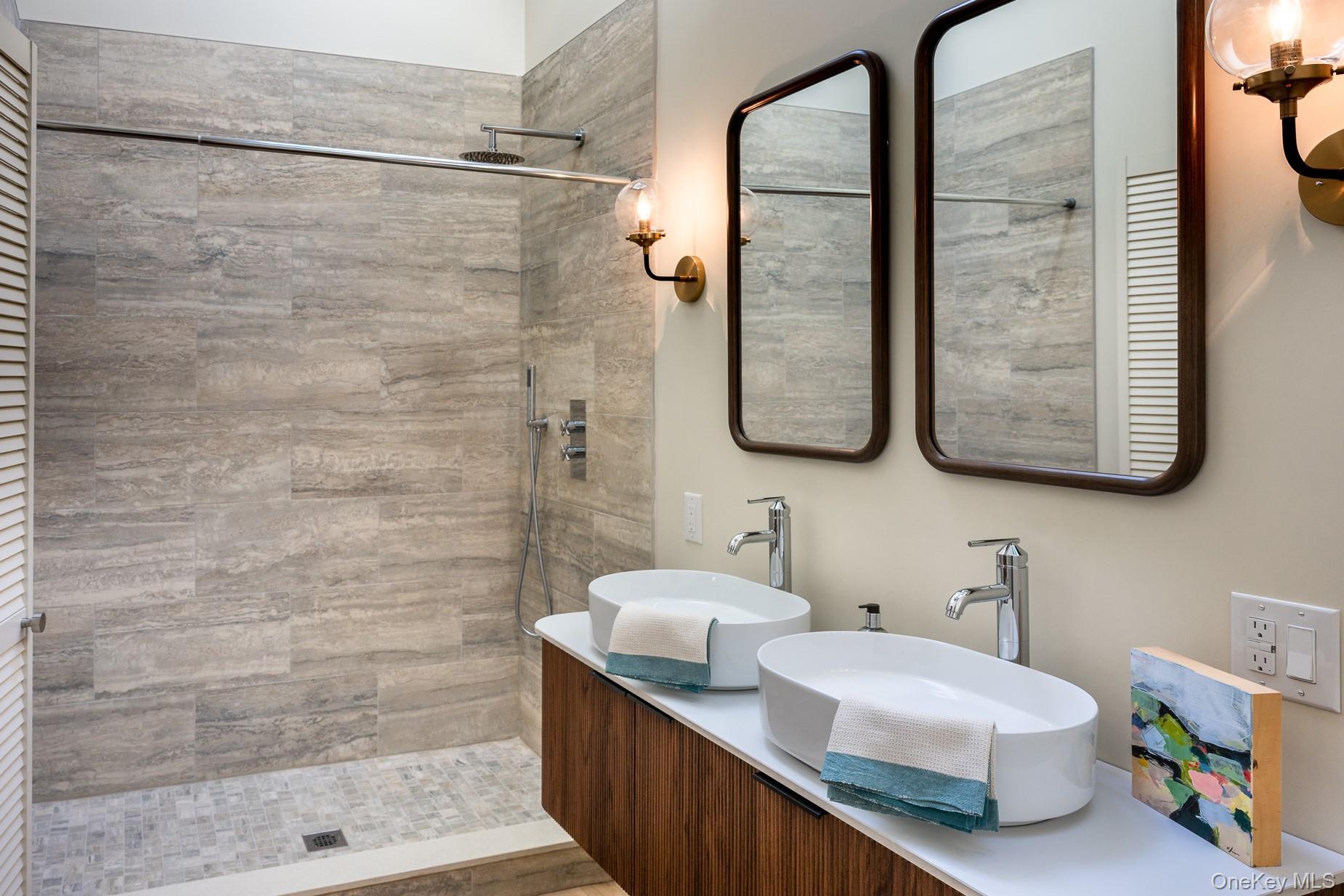 Single Family Circuit Orange County, NY 10987, MLS-921351-21