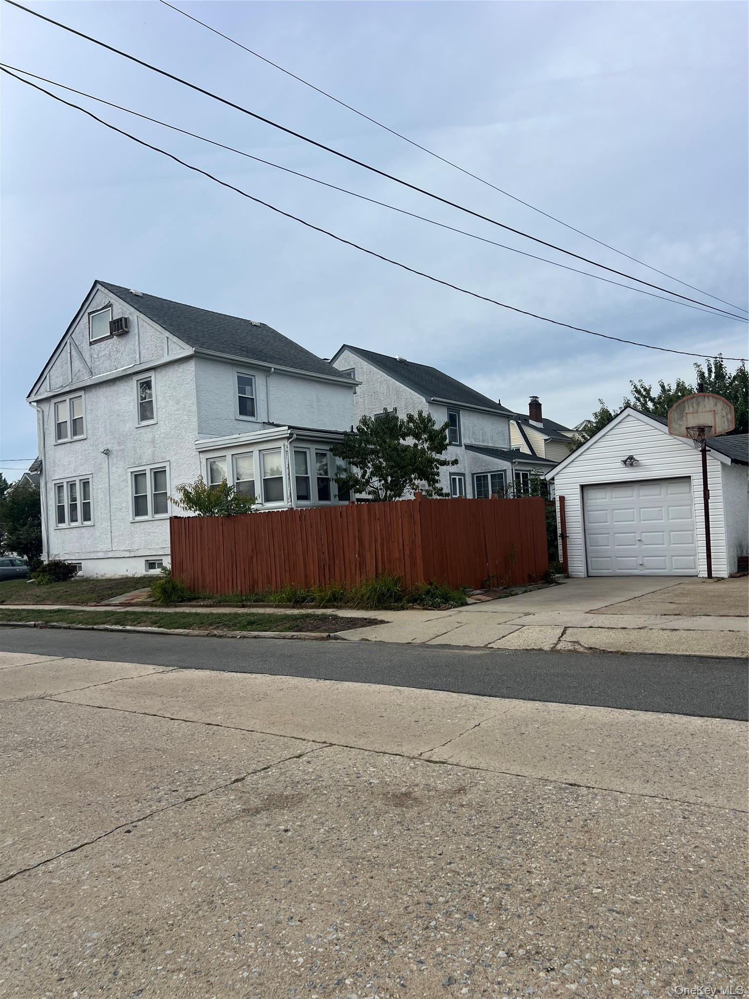 Single Family Pearsall Avenue Nassau County, NY 11563, MLS-921368-3