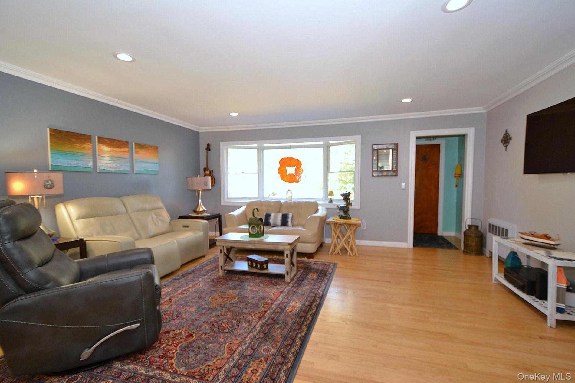 Single Family Tuscala Suffolk County, NY 11784, MLS-921369-15