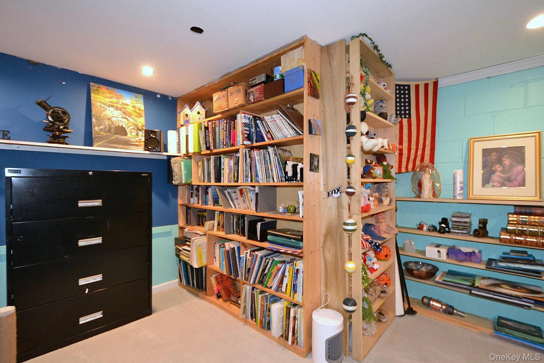 Single Family Tuscala Suffolk County, NY 11784, MLS-921369-24