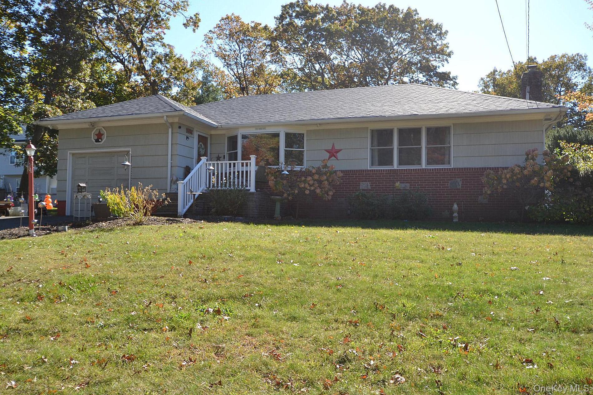 Single Family Tuscala Suffolk County, NY 11784, MLS-921369-3
