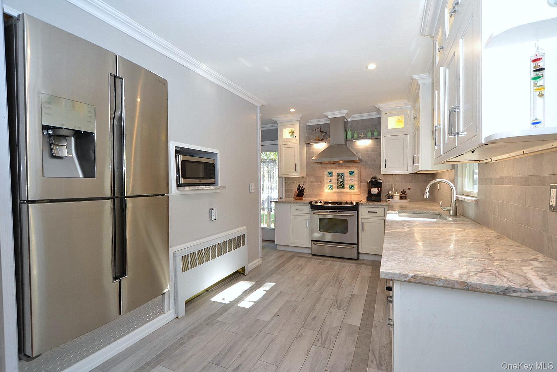 Single Family Tuscala Suffolk County, NY 11784, MLS-921369-7