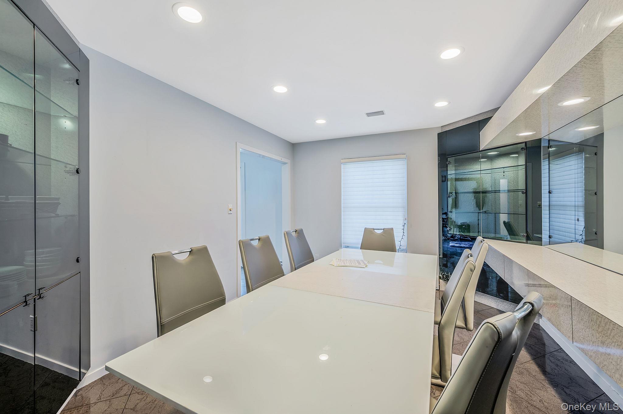 Single Family Dumond Suffolk County, NY 11727, MLS-921372-10