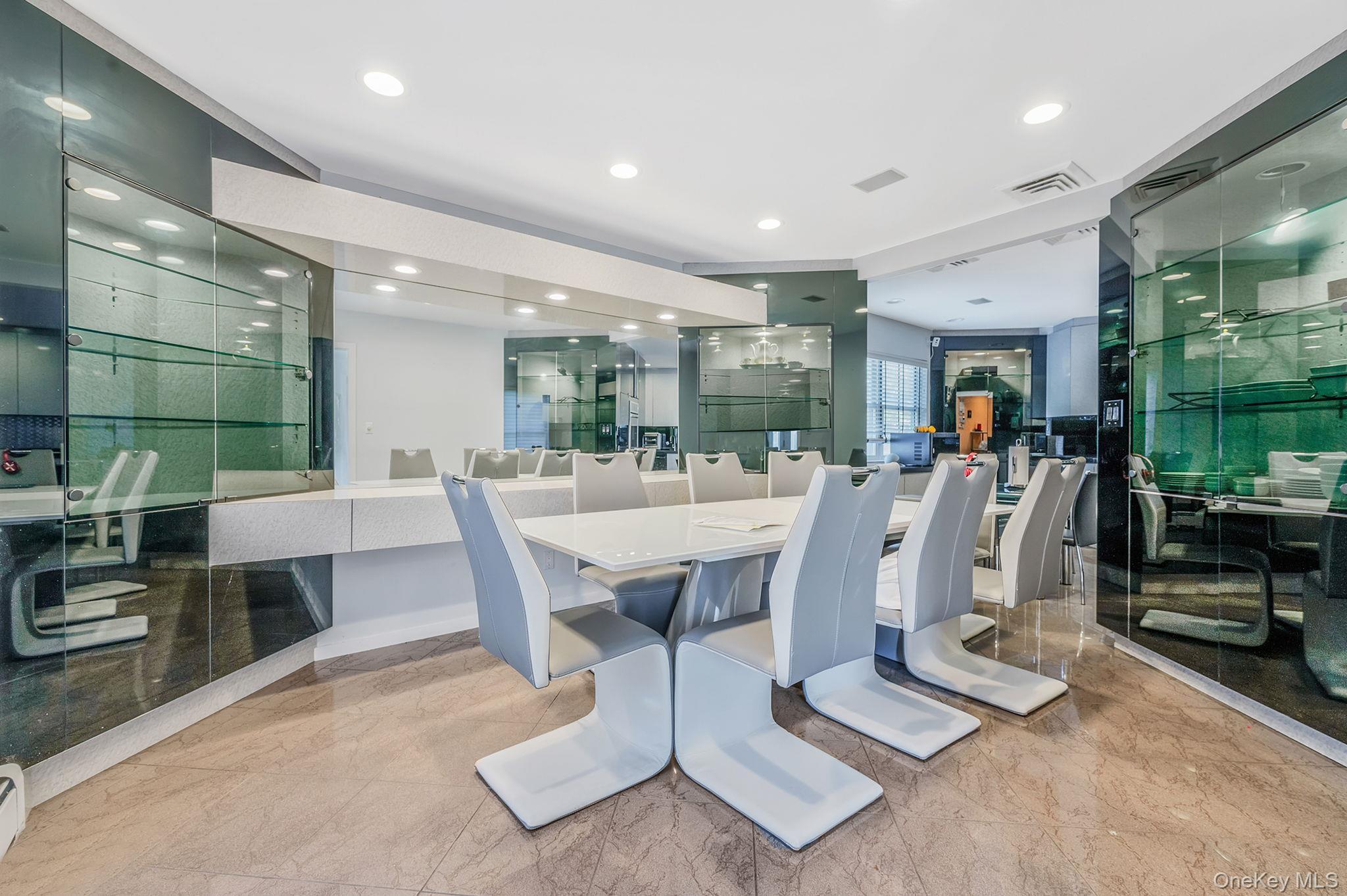 Single Family Dumond Suffolk County, NY 11727, MLS-921372-11