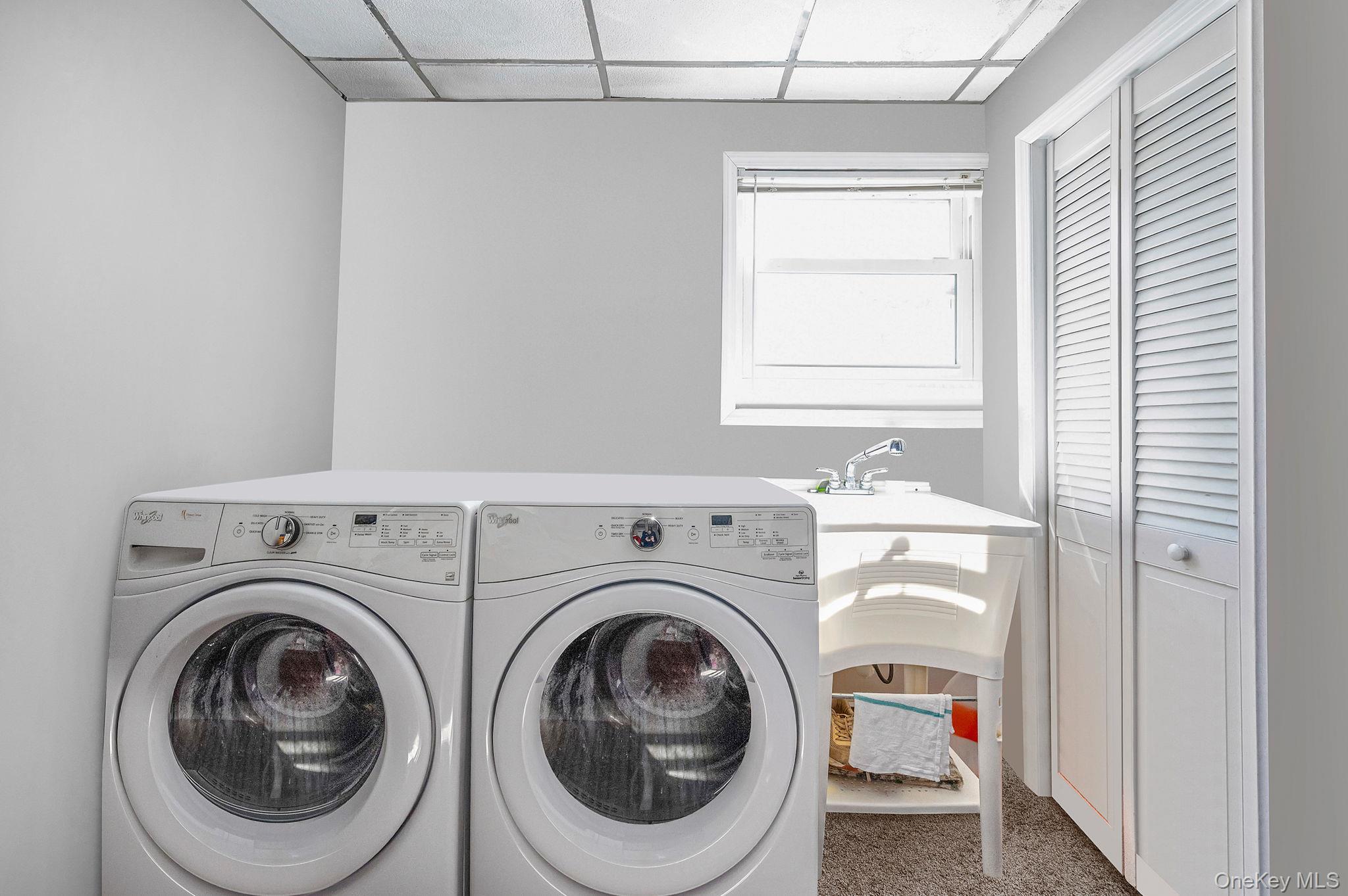 Single Family Dumond Suffolk County, NY 11727, MLS-921372-17