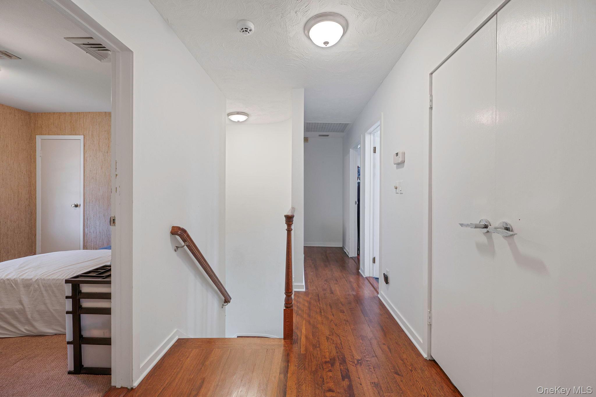 Single Family Dumond Suffolk County, NY 11727, MLS-921372-19