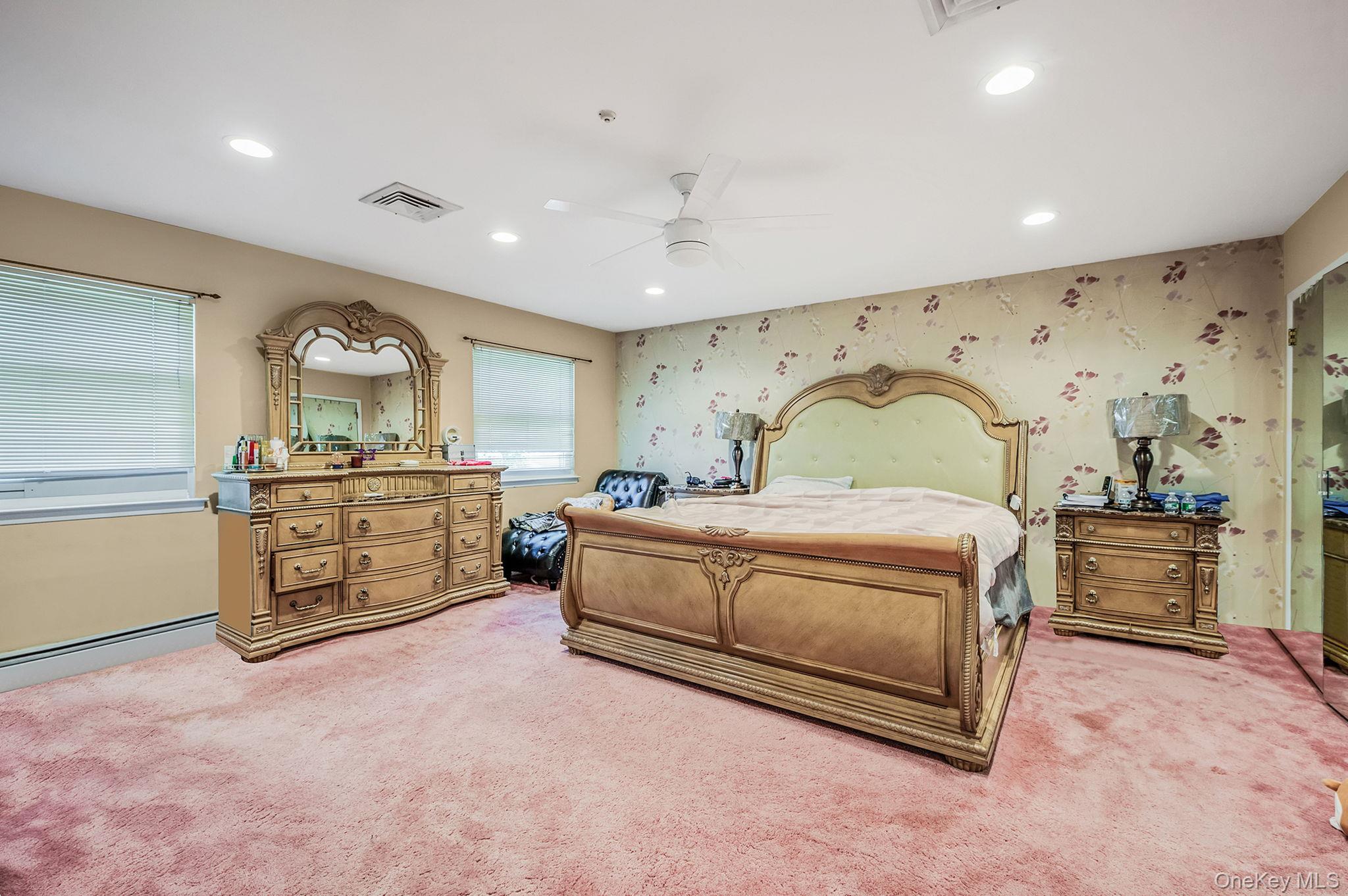 Single Family Dumond Suffolk County, NY 11727, MLS-921372-20