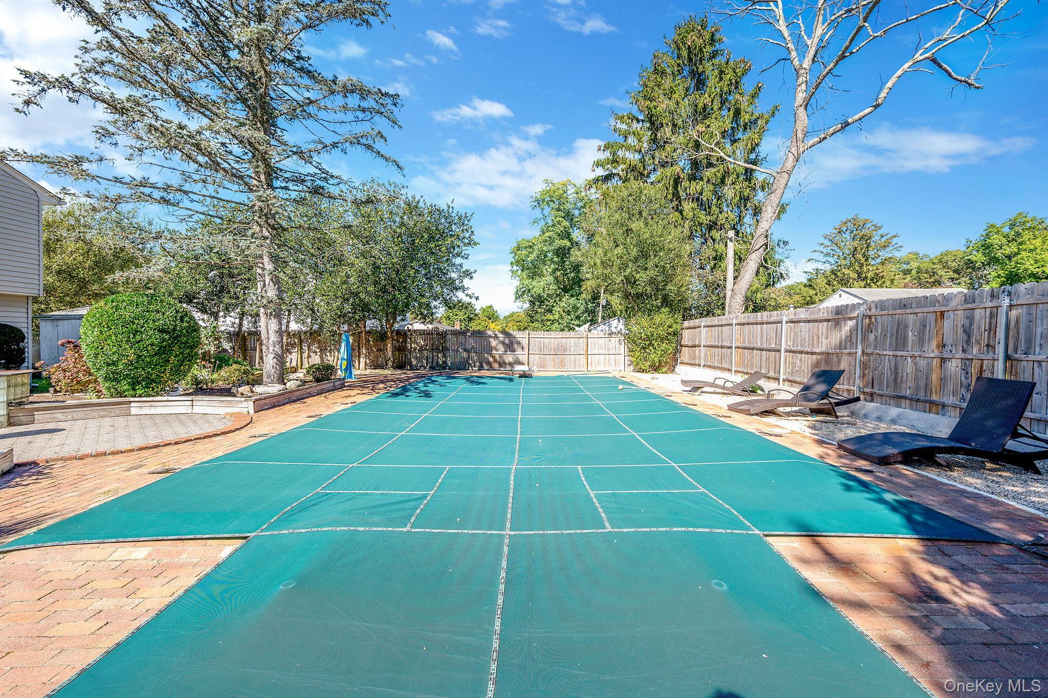 Single Family Dumond Suffolk County, NY 11727, MLS-921372-30