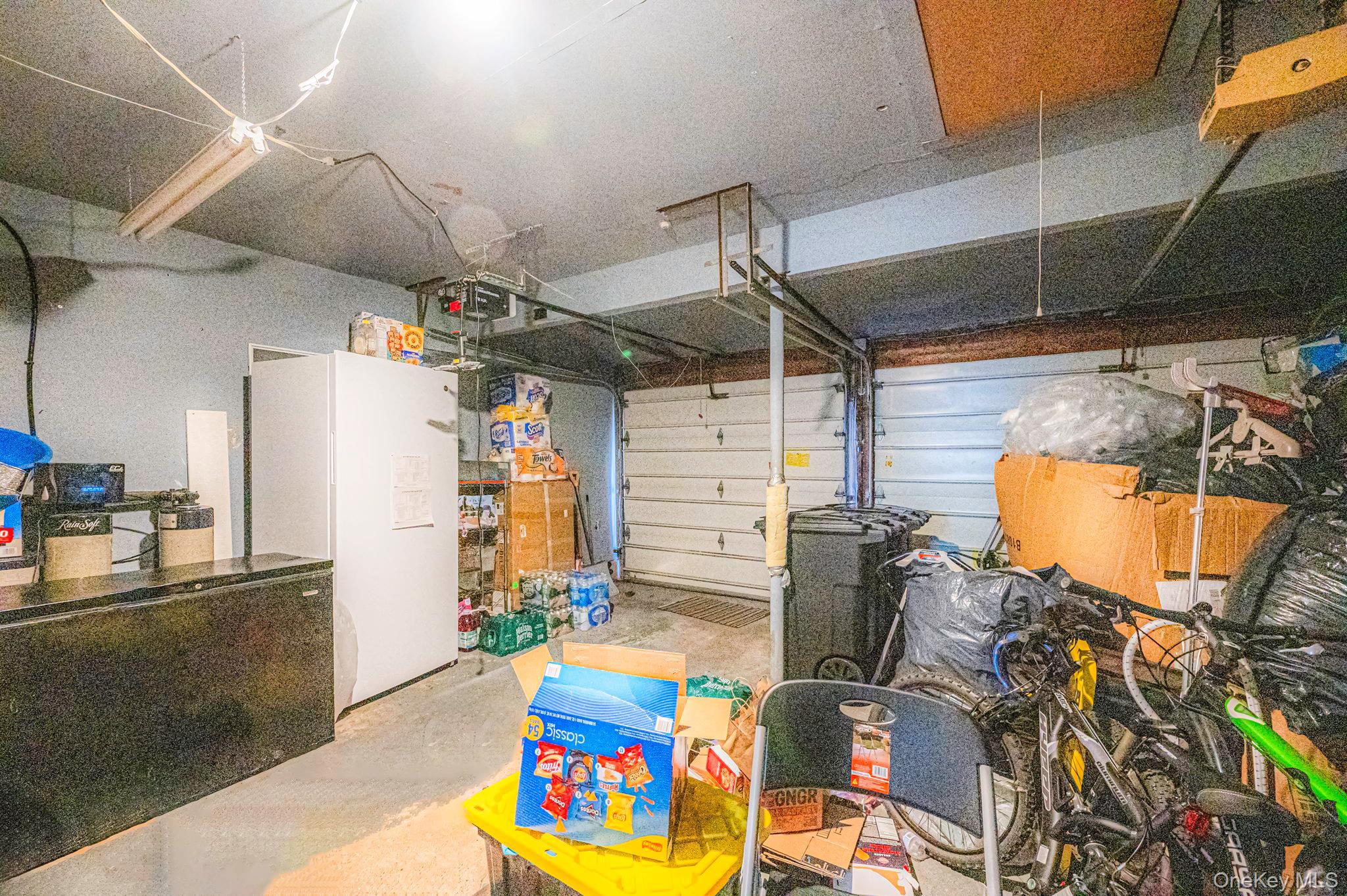 Single Family Dumond  Suffolk County, NY 11727, MLS-921372-36