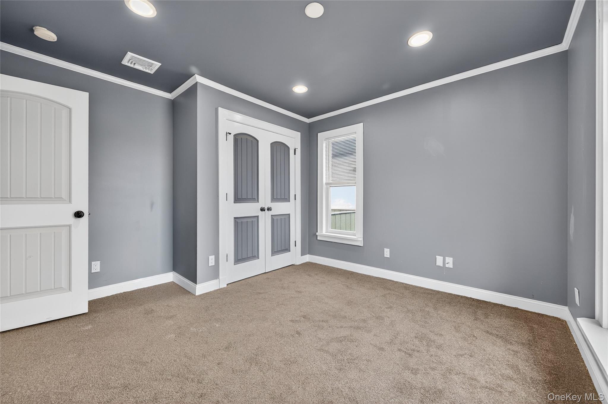 Single Family Bayview  Suffolk County, NY 11757, MLS-921380-16