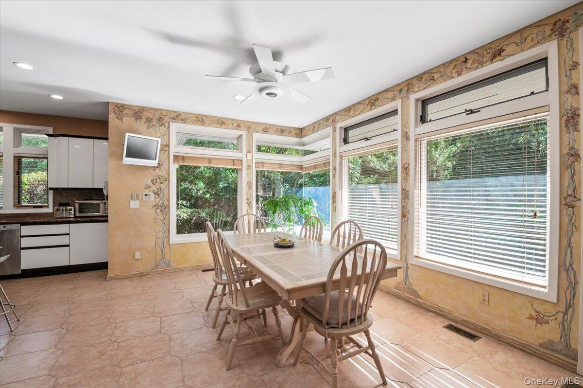 Single Family Ridge Nassau County, NY 11545, MLS-921399-14