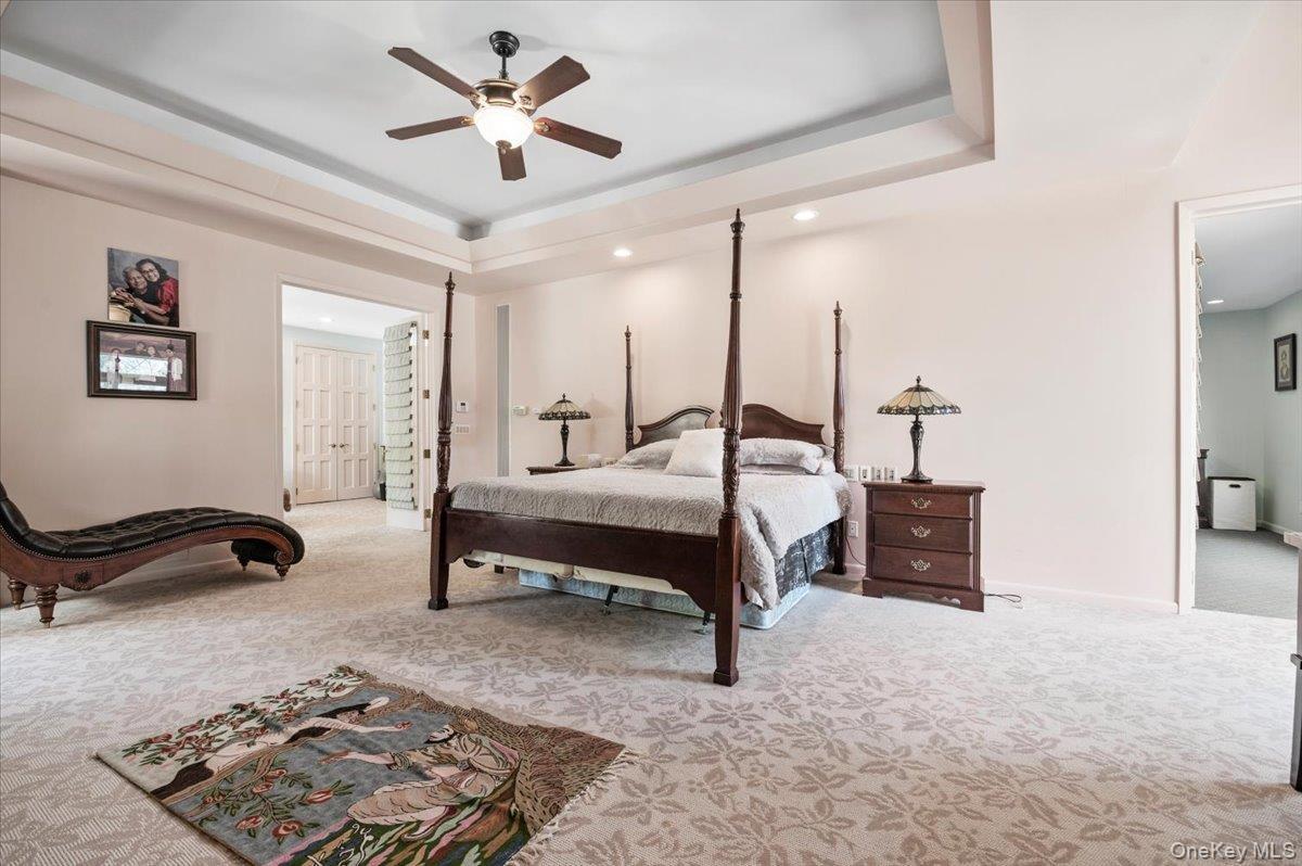 Single Family Ridge Nassau County, NY 11545, MLS-921399-22