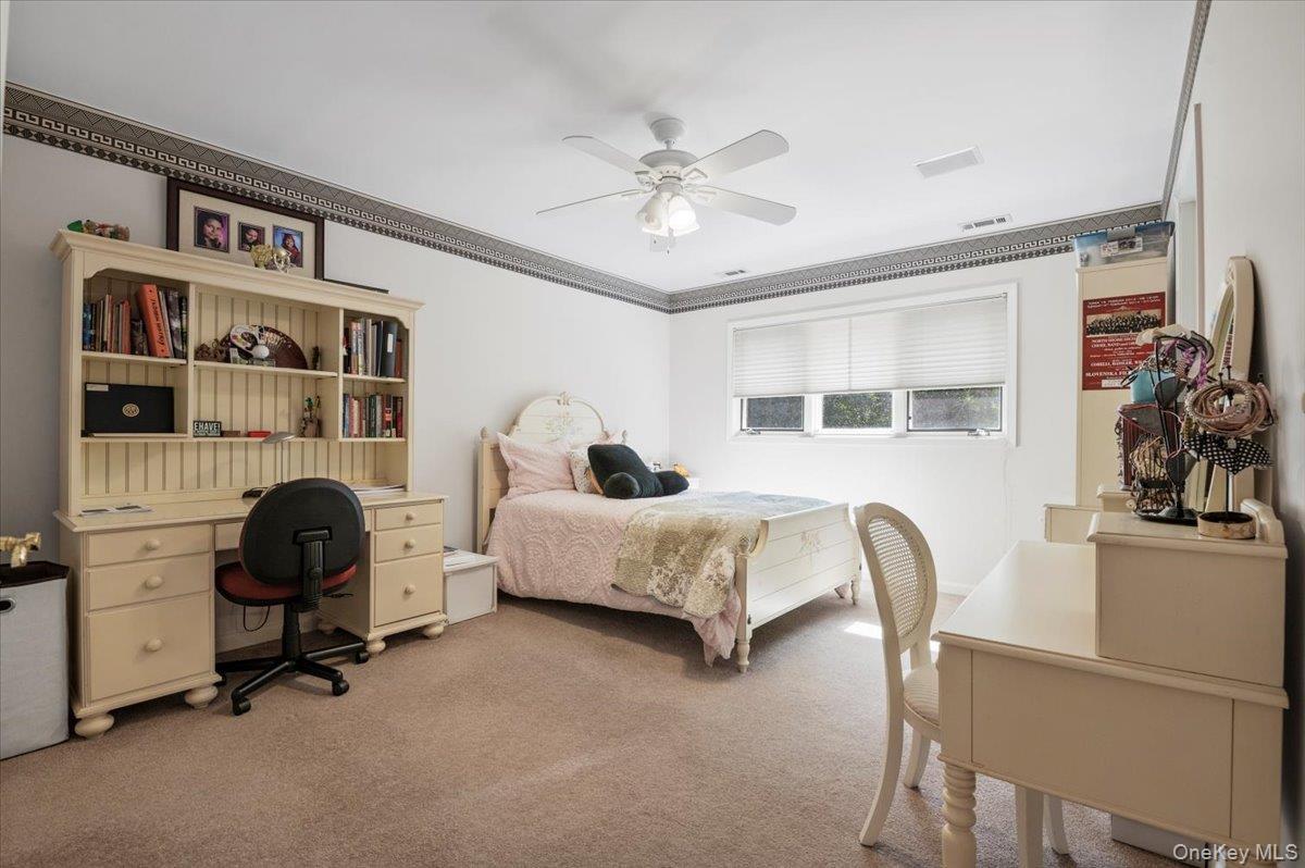 Single Family Ridge Nassau County, NY 11545, MLS-921399-33