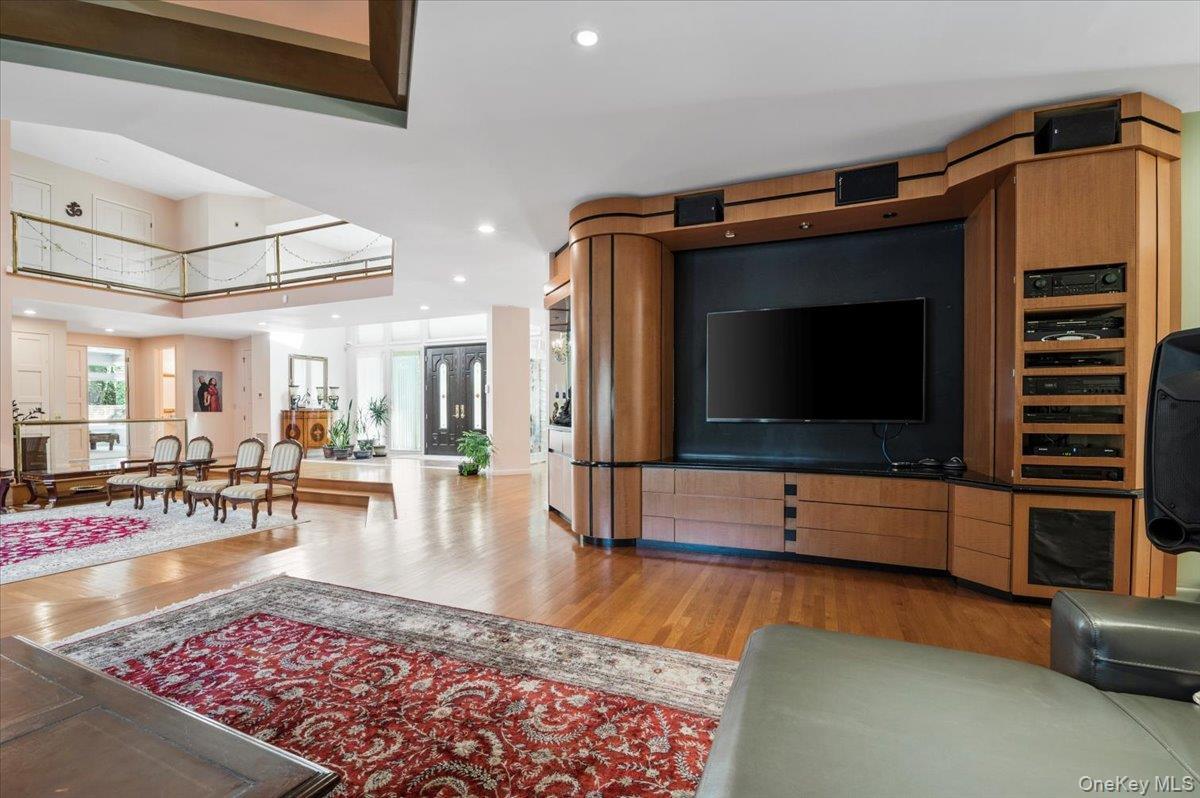 Single Family Ridge Nassau County, NY 11545, MLS-921399-7