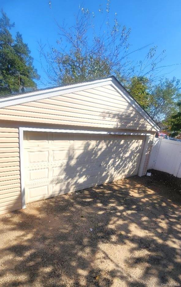 Single Family Clarendon  Nassau County, NY 11553, MLS-921400-22