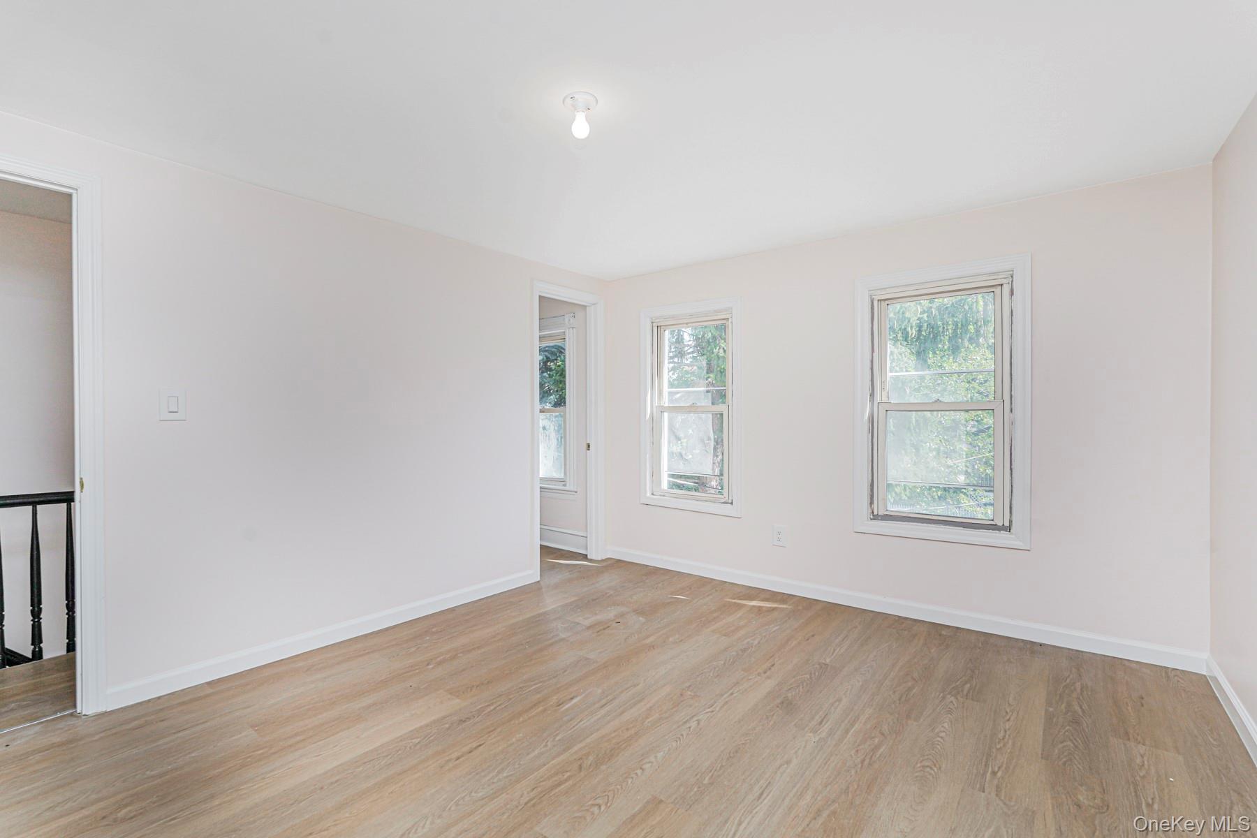 Single Family Lockman Staten Island, NY 10303, MLS-921401-13