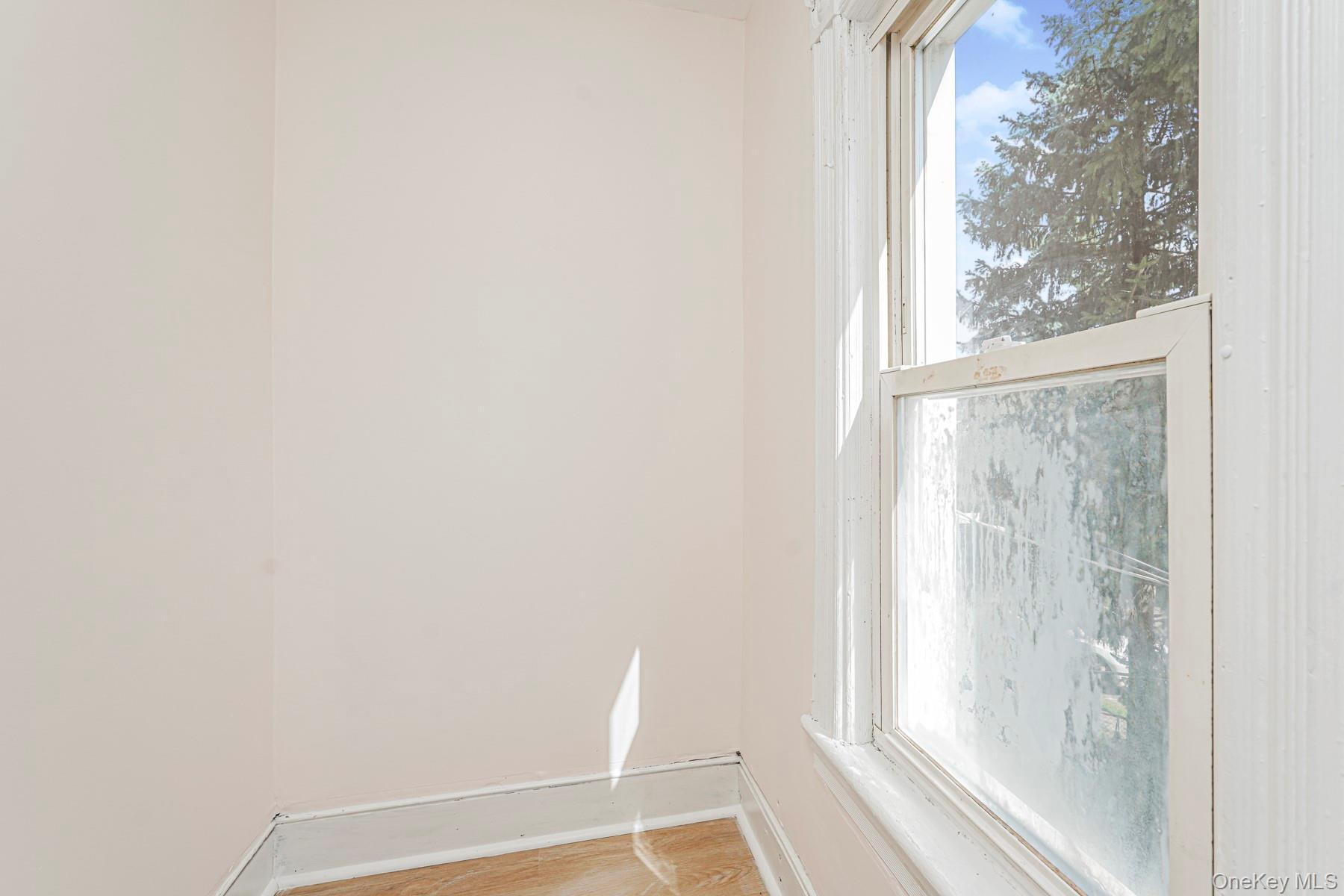 Single Family Lockman Staten Island, NY 10303, MLS-921401-15